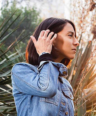 Carolina Nissen en el bosque