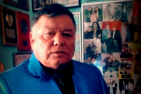 Manolo Lágrima Alfaro: «Si una canción hace llorar,  seguro va a ser un éxito»